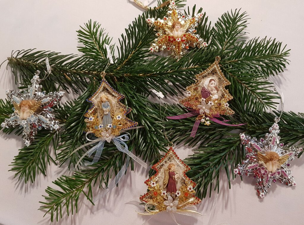 Weihnachtliche Klosterarbeit